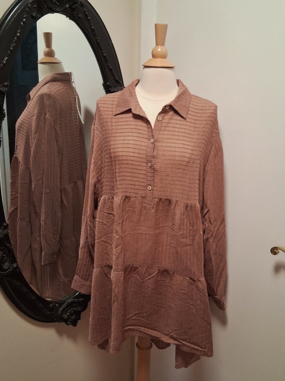 Lovestitch Mauve/Brown Textured Tiered Button Tunic sz L NWT /B3